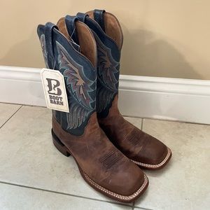 Tony Lama women’s cowboy boots size 8! Never worn, tags still on!